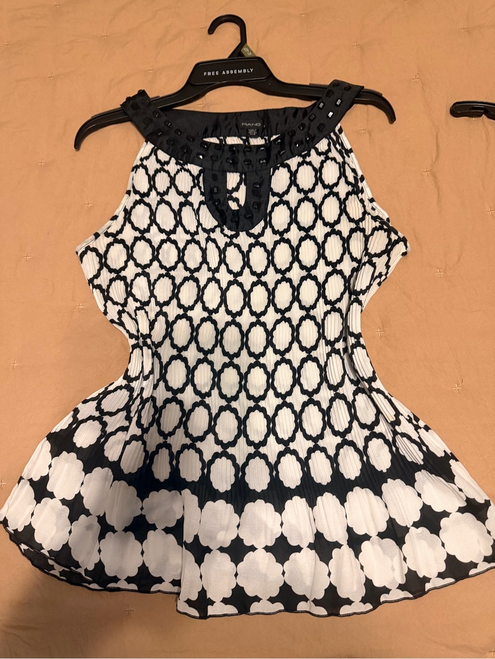 Black & White Patterned Sleeves Plisse Y2K Top